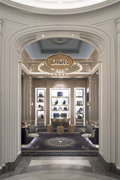 dior store finder